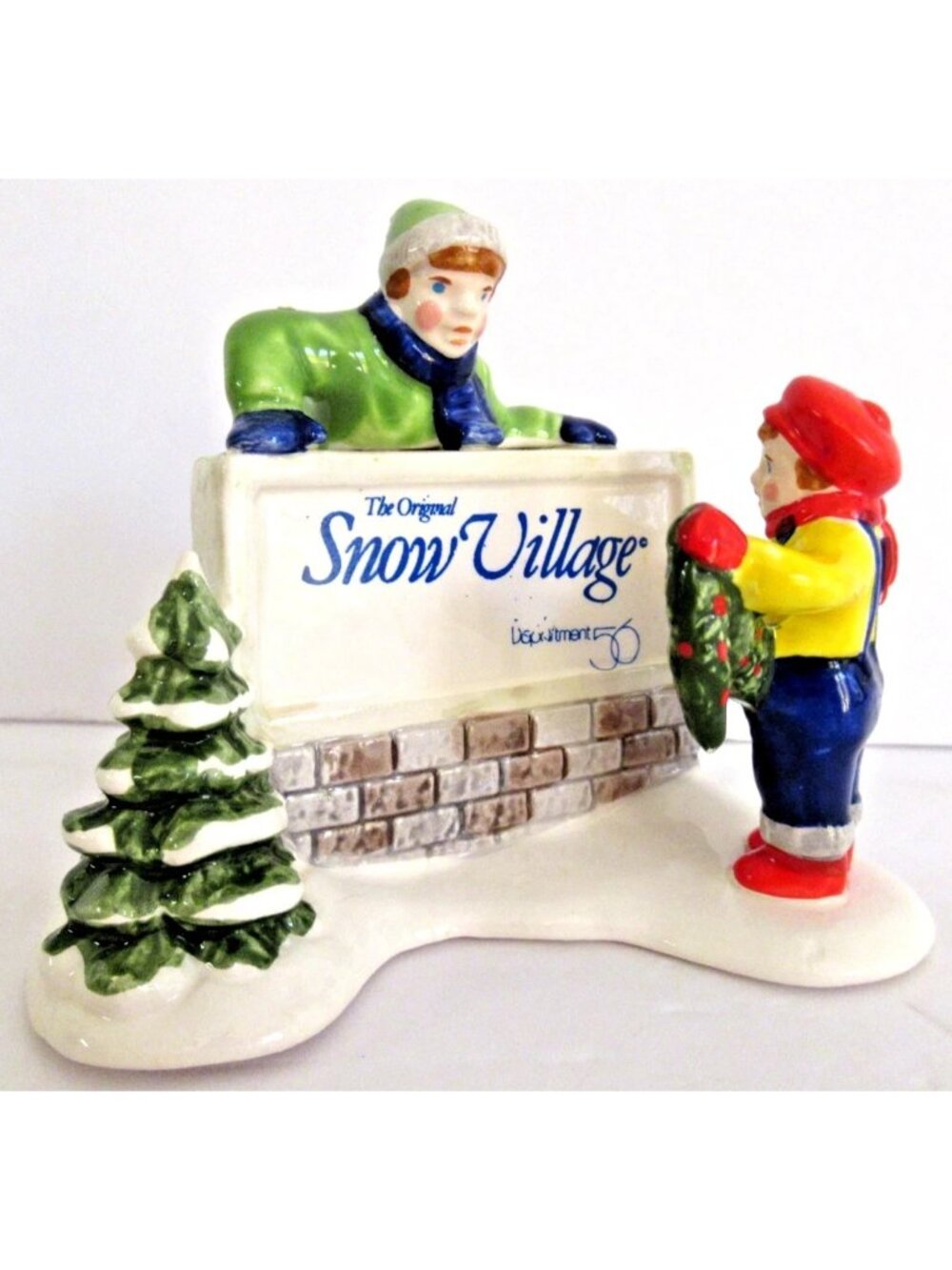 Department 56 Kids Decorating the Village Sign Snow Village #5134-9 NIB